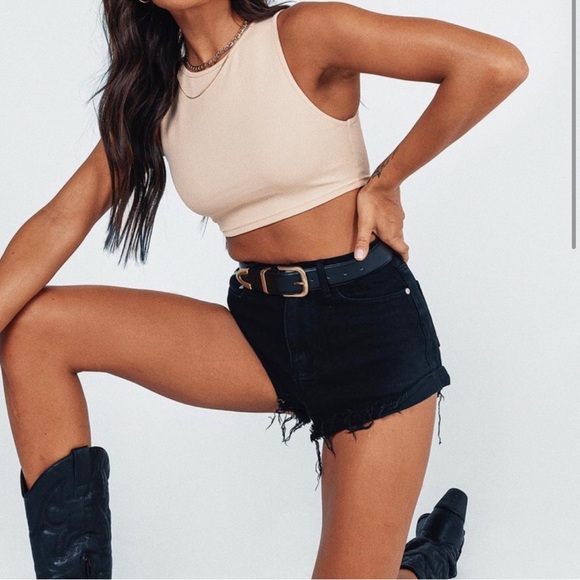 Princess Polly Eddie High-waisted Black Shorts - Picture 1 of 3